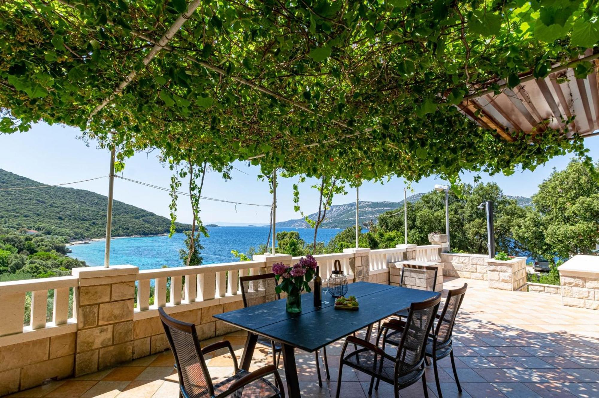 Seaside Apartments With A Swimming Pool Tri Zala, Korcula - 558 Zrnovo Экстерьер фото